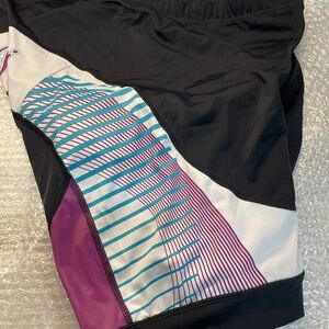 New with tags women’s biking shorts. Xxl, fit size 16-18.
